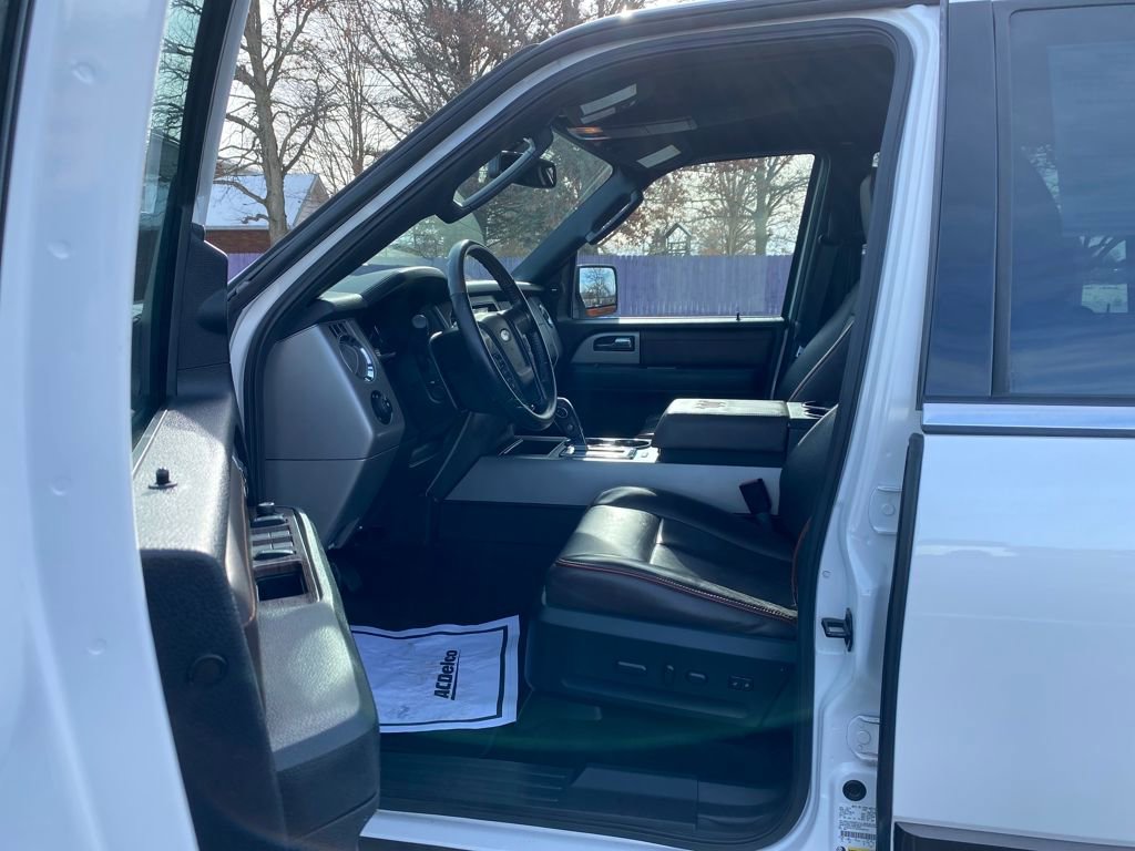 Used 2017 Ford Expedition EL King Ranch image 23