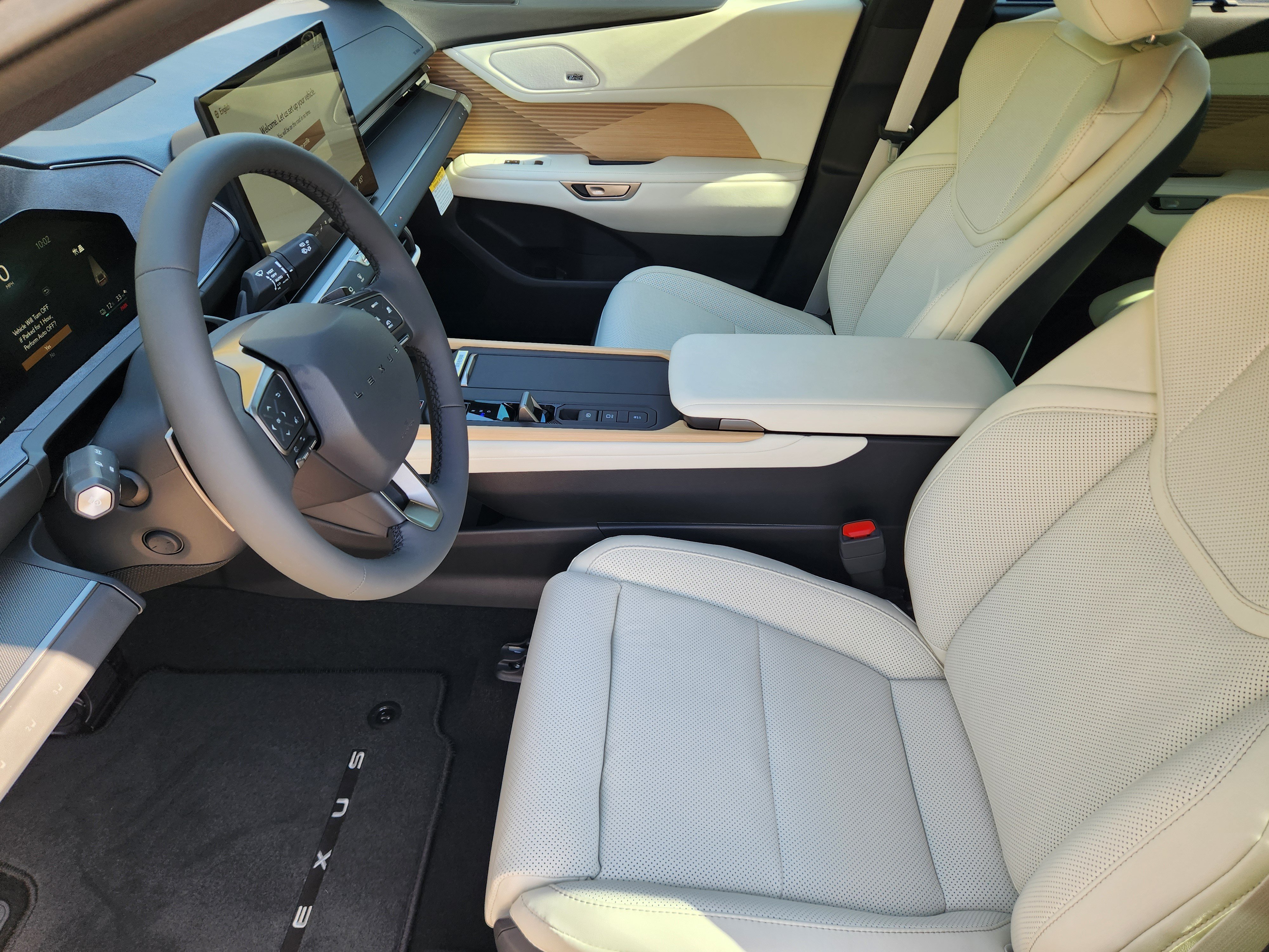 New 2026 Lexus ES 350e FWD image 5