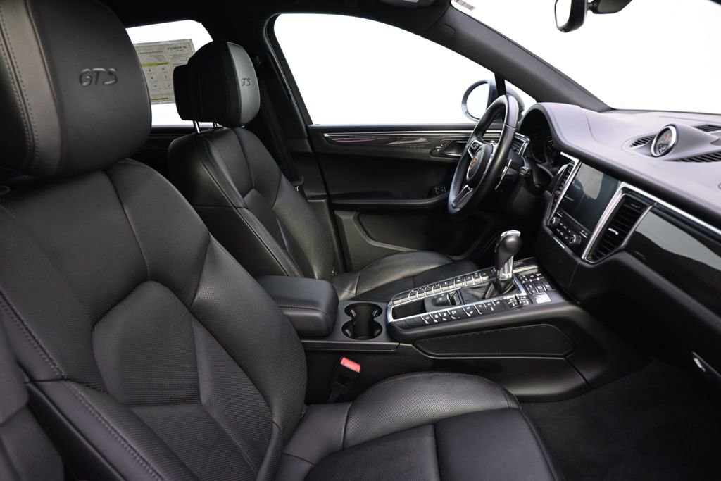 Used 2018 Porsche Macan GTS AWD/4WD image 16