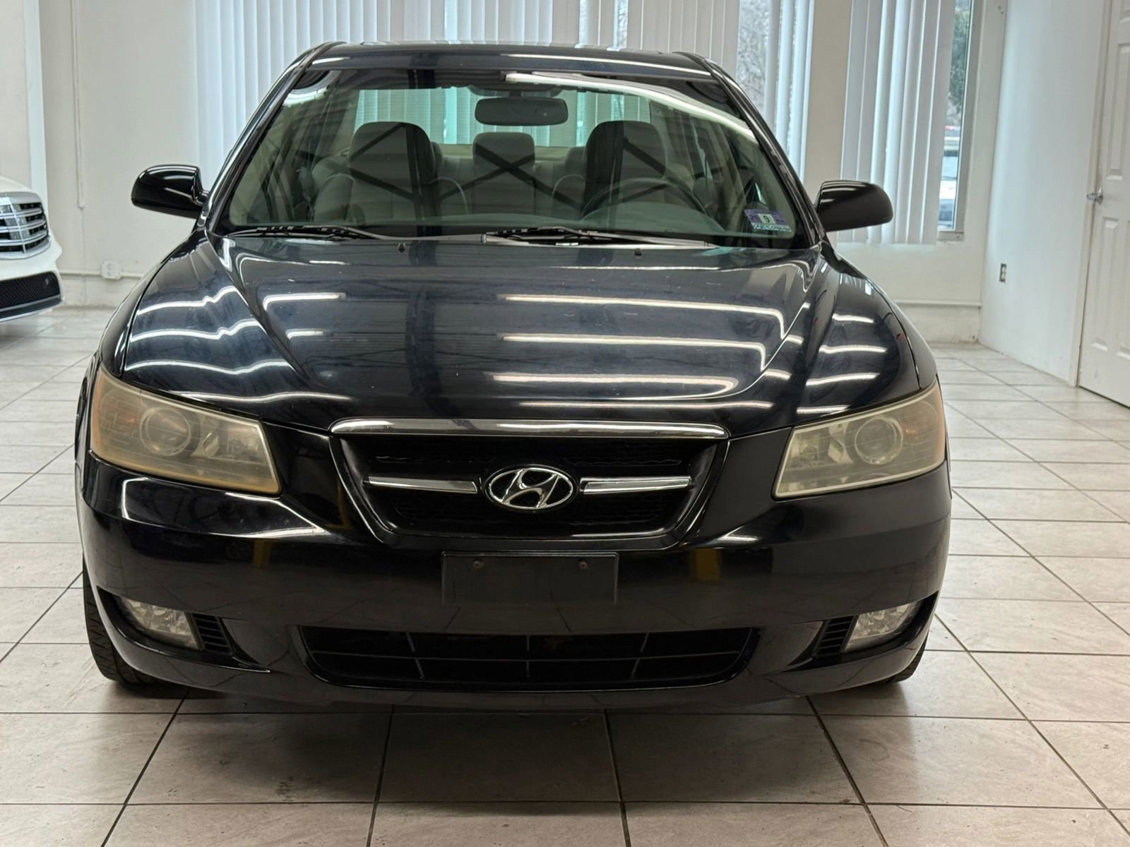 Used 2008 Hyundai Sonata Limited image 2