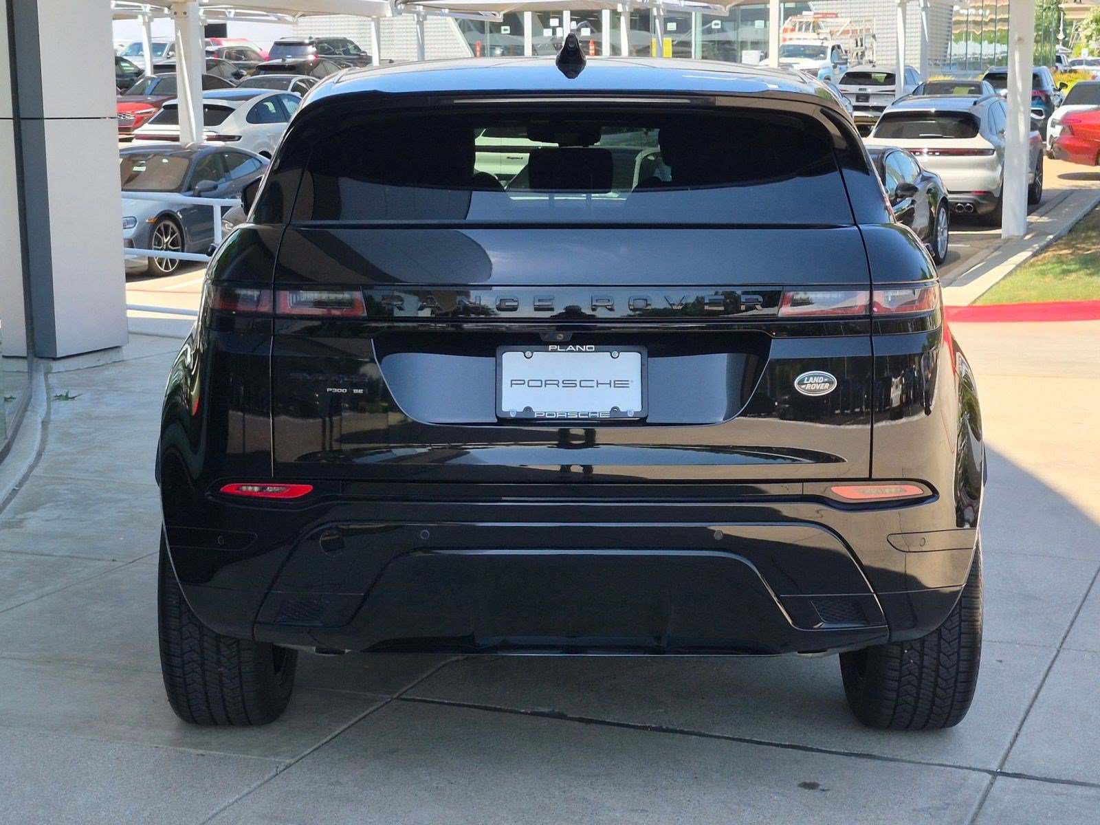 Used 2020 Land Rover Range Rover Evoque R-Dynamic SE AWD/4WD image 10