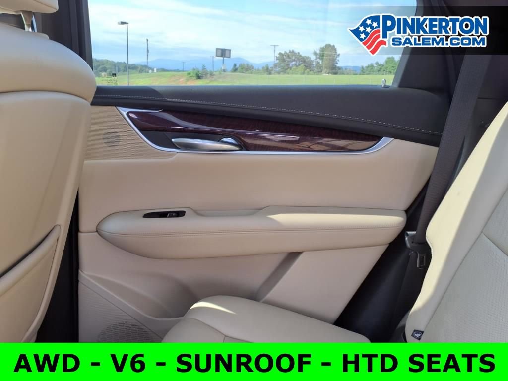 Used 2018 Cadillac XT5 Premium Luxury w/ Driver Assist Package image 31