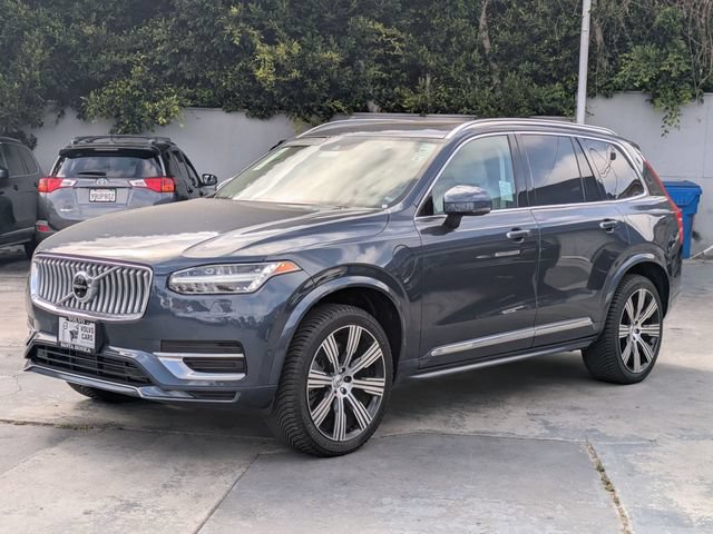 Certified 2022 Volvo XC90 T8 Inscription w/ Advanced Package AWD/4WD image 7