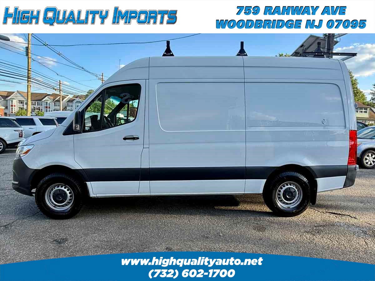 Used 2020 Mercedes-Benz Sprinter 1500 image 4