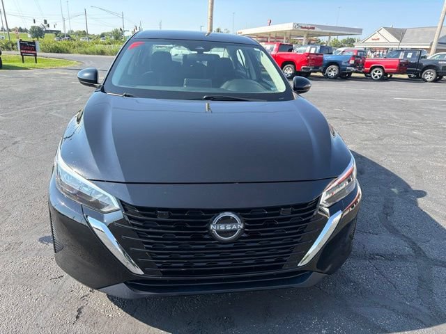 Used 2024 Nissan Sentra SV FWD image 2