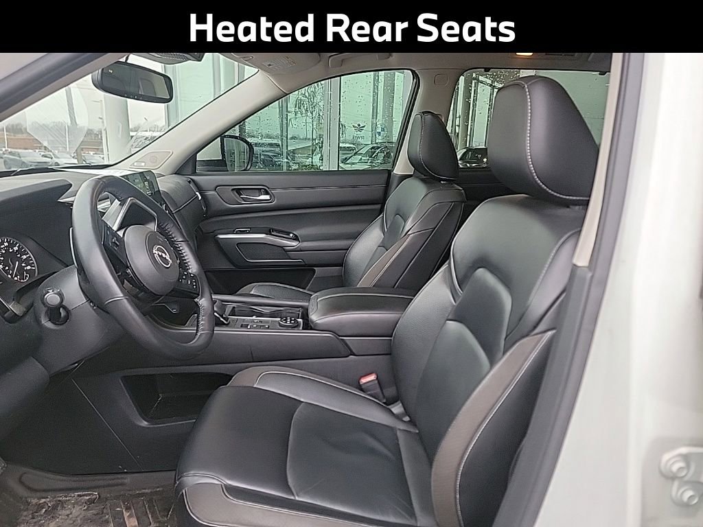Used 2022 Nissan Pathfinder SL w/ SL Premium Package image 9