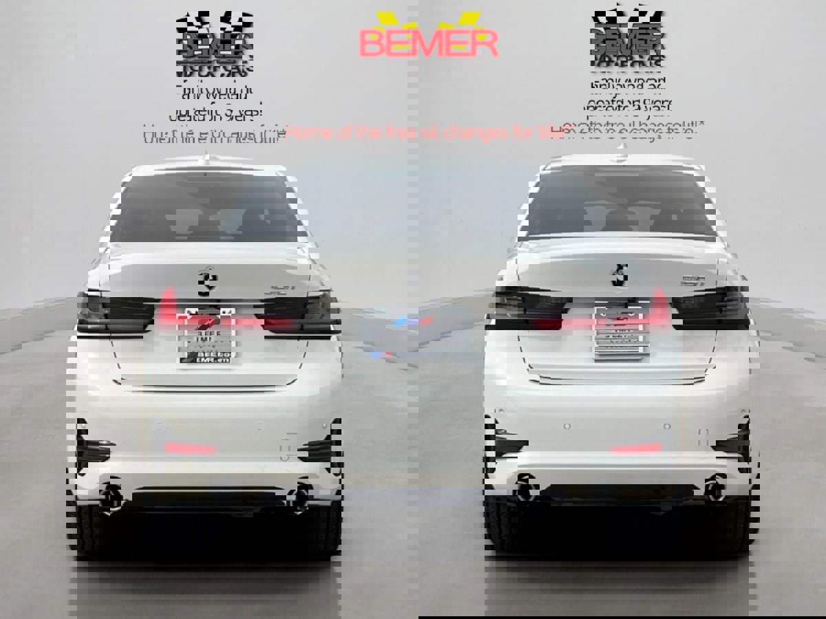 Used 2019 BMW 330i Sedan w/ Convenience Package image 4