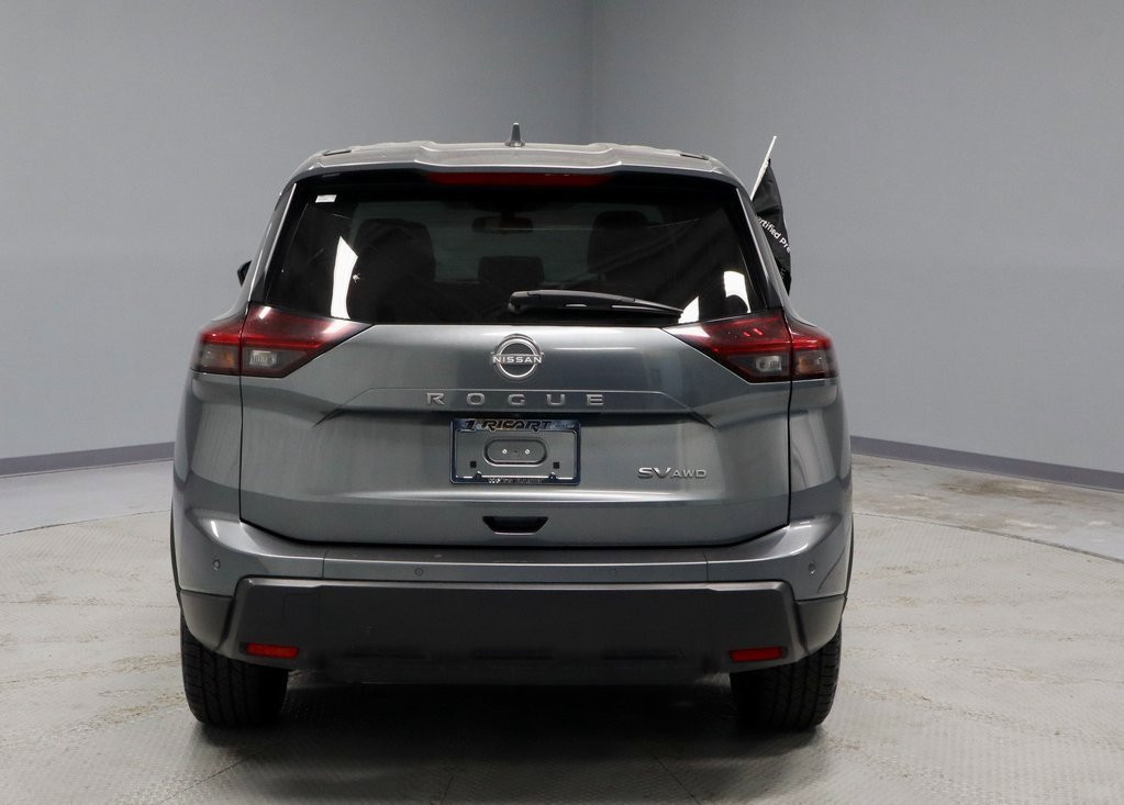 Certified 2024 Nissan Rogue SV image 11