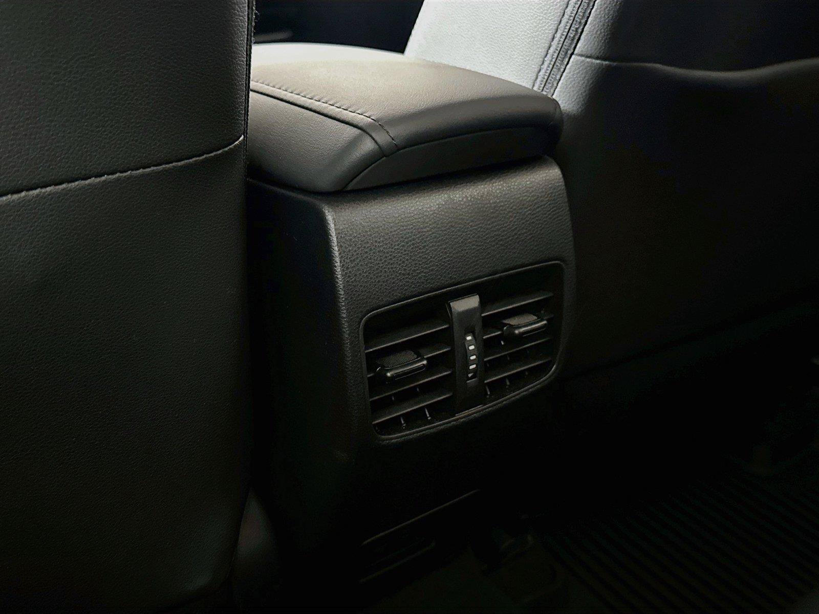 Certified 2026 Toyota Corolla Cross XLE FWD image 33