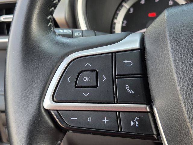 Used 2023 Toyota Highlander XLE FWD image 30