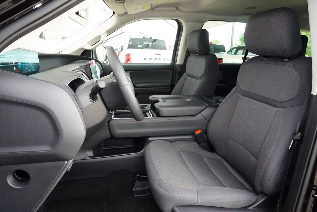 Used 2025 Ford Expedition Max Active AWD/4WD image 27