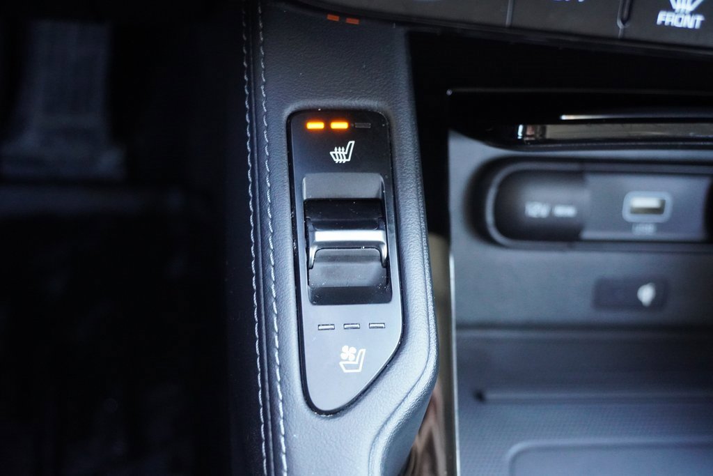 Used 2022 Kia Telluride EX w/ EX Premium Package image 11