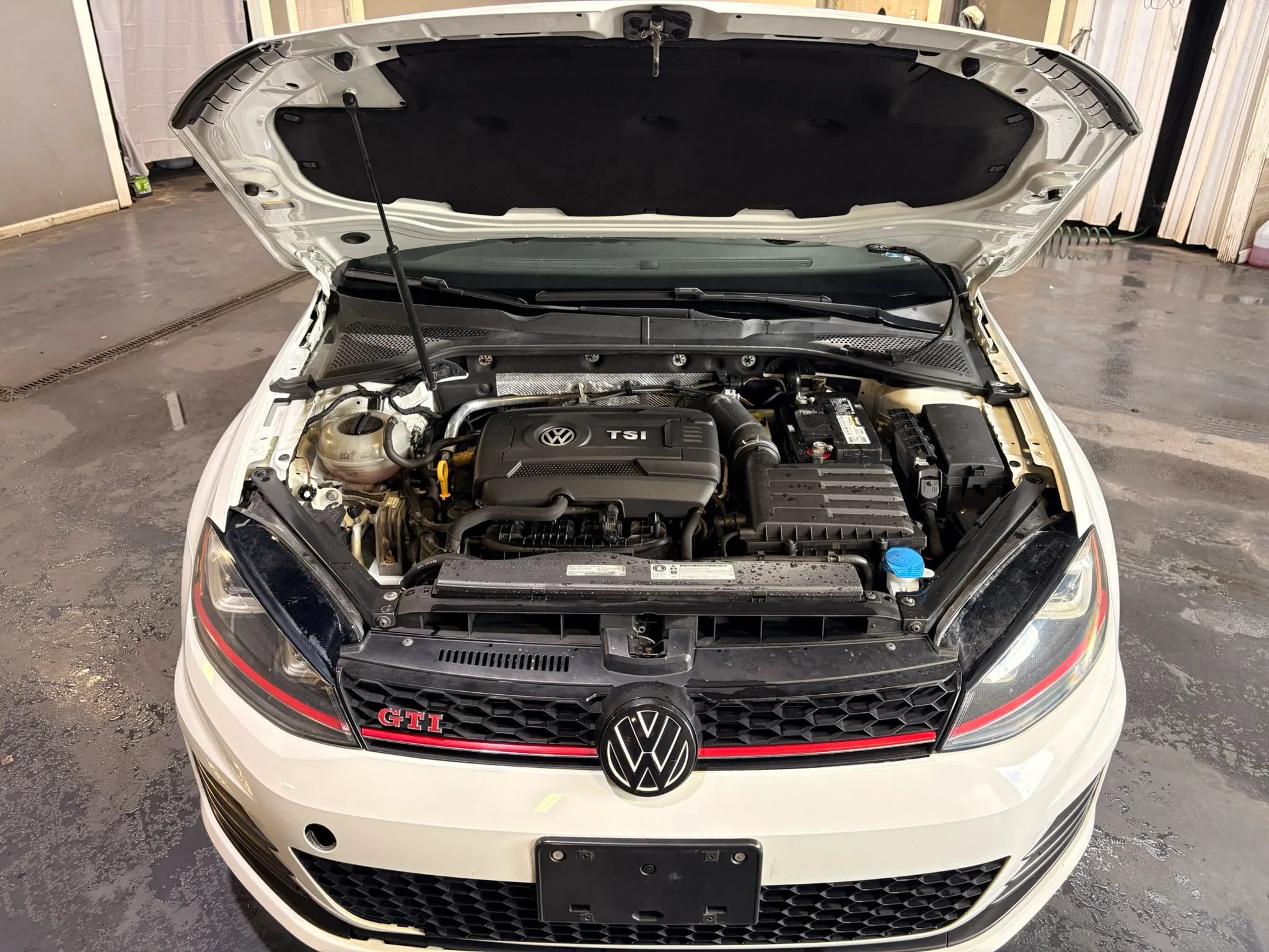 Used 2017 Volkswagen GTI Sport FWD image 26