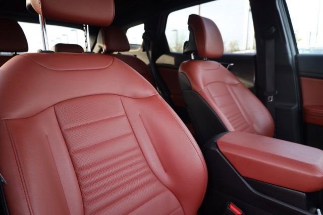 Certified 2025 Kia Sportage SX image 42