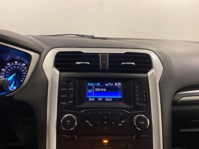 Used 2013 Ford Fusion SE FWD image 10