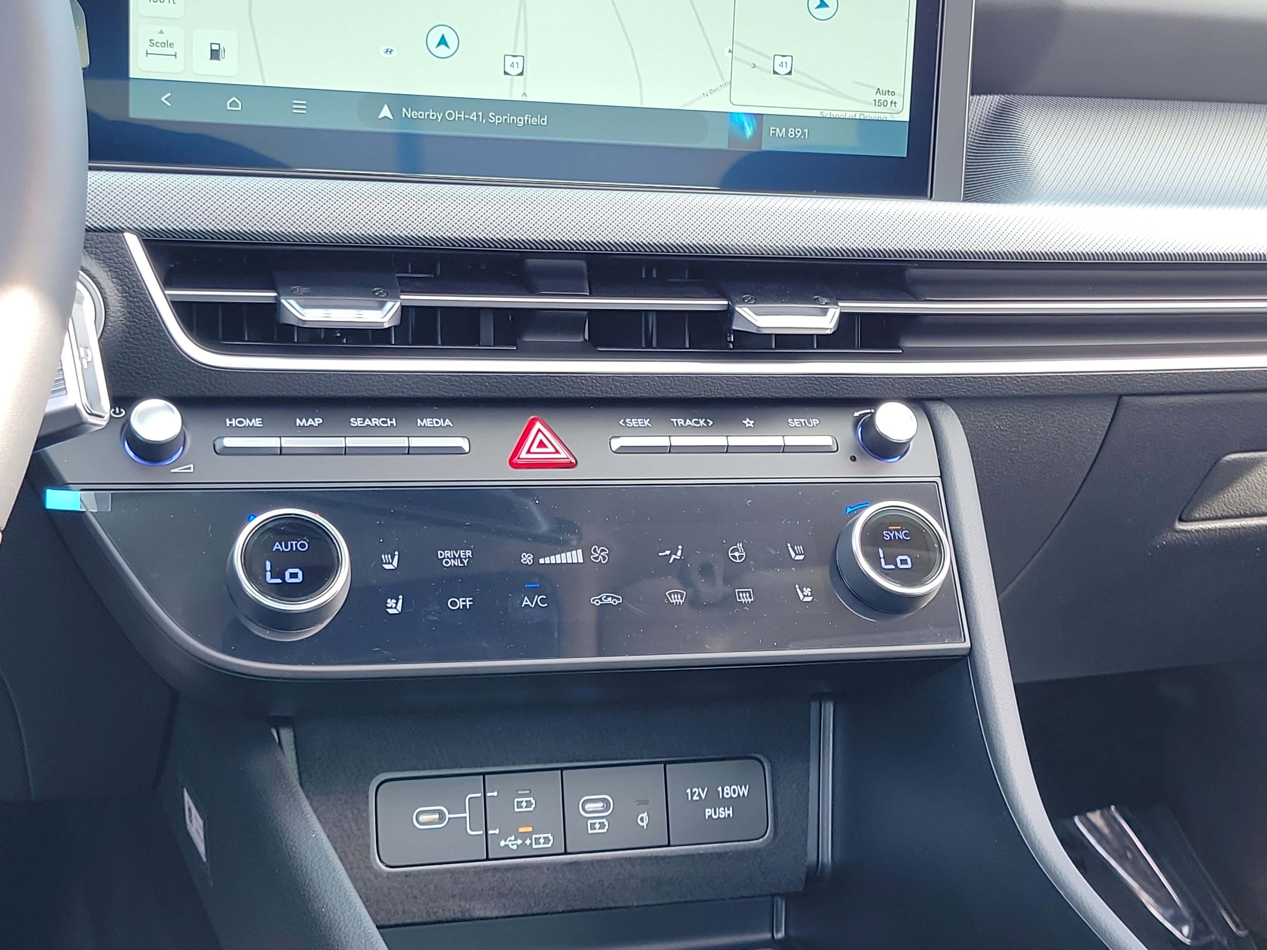 New 2025 Hyundai Sonata Limited image 11