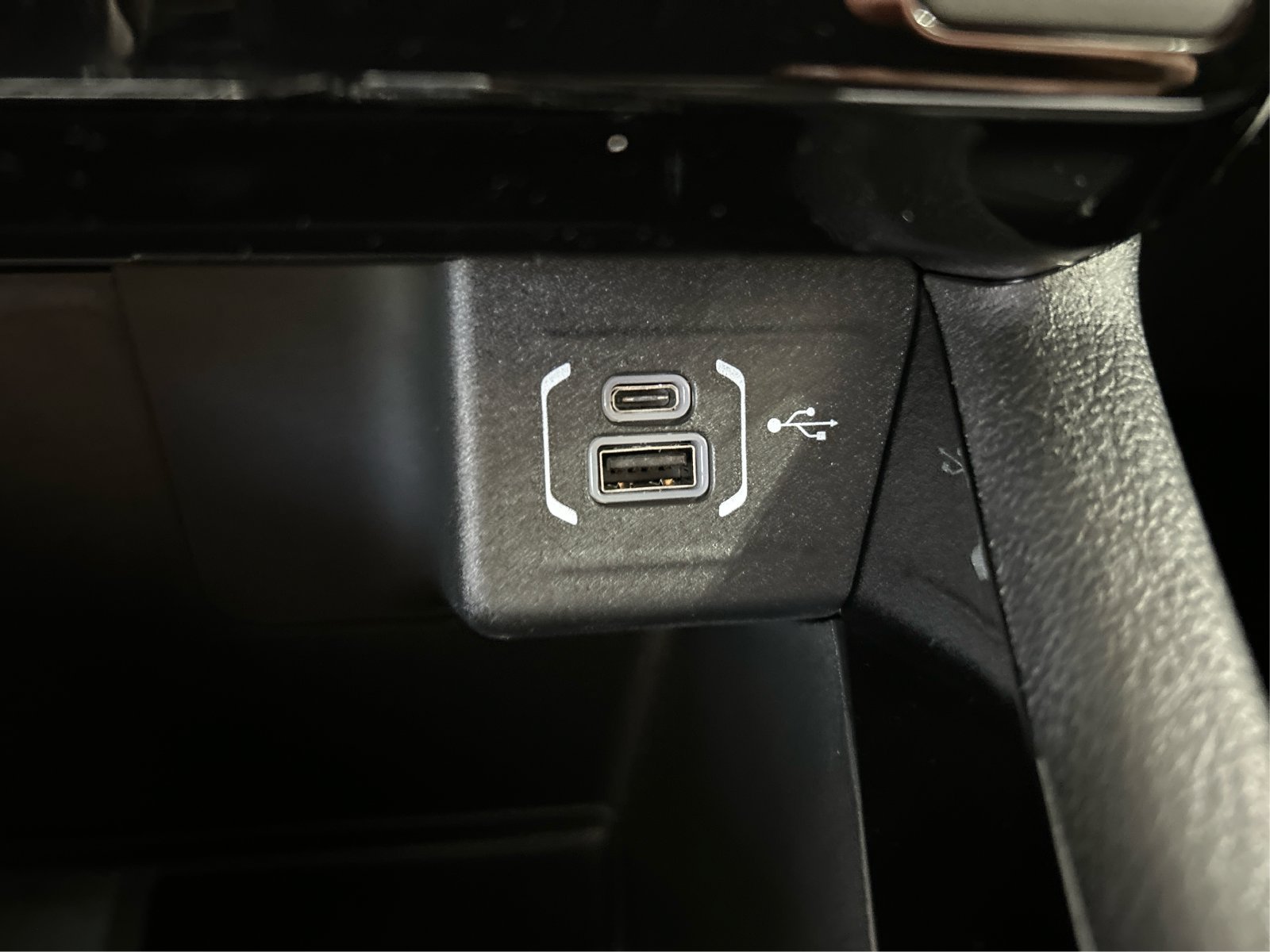 New 2026 Jeep Compass Latitude AWD/4WD image 35