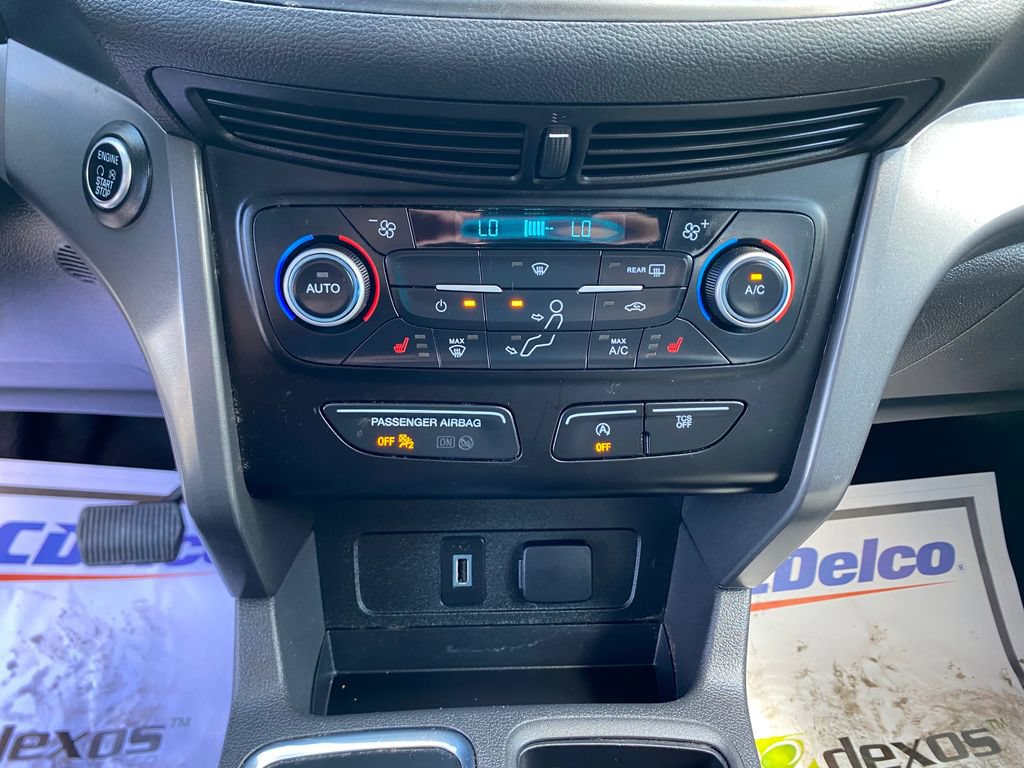 Used 2019 Ford Escape SE FWD image 25