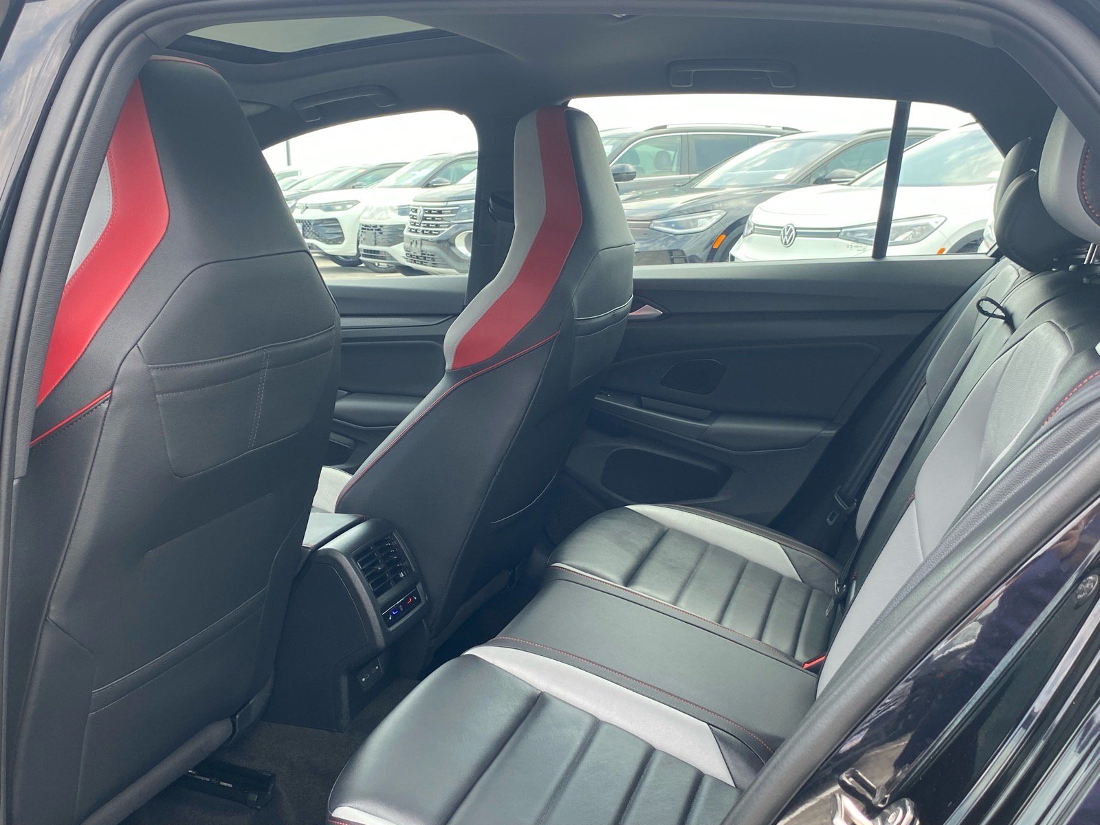 Certified 2024 Volkswagen GTI Autobahn FWD image 21