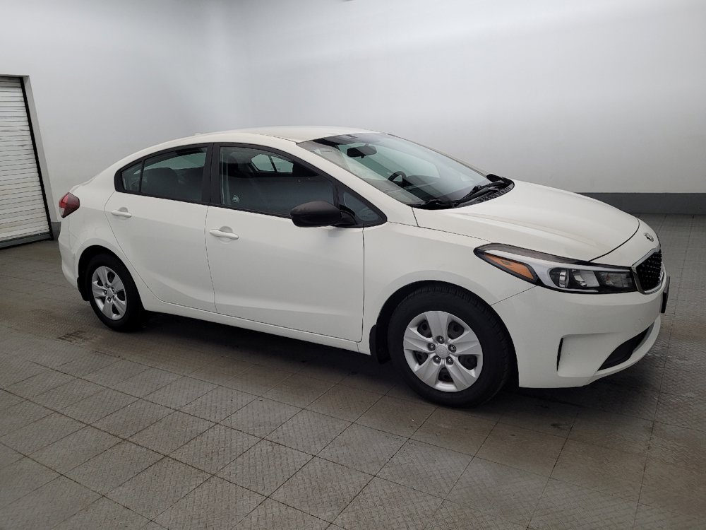 Used 2017 Kia Forte LX FWD image 11