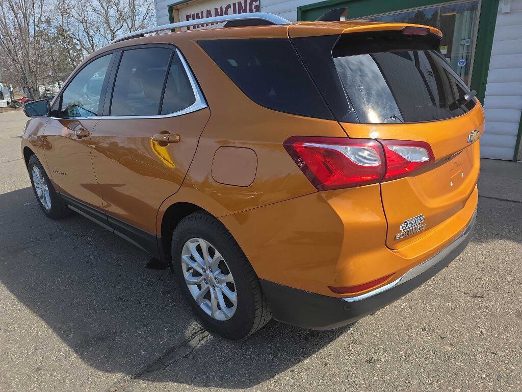 Used 2019 Chevrolet Equinox LT w/ Sun & Navigation Package image 3