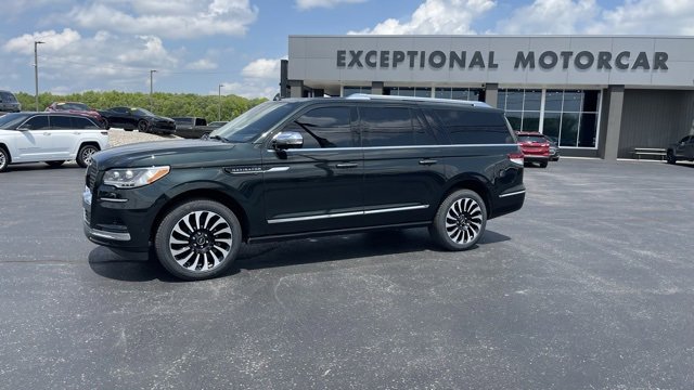 Used 2022 Lincoln Navigator L Black Label image 2