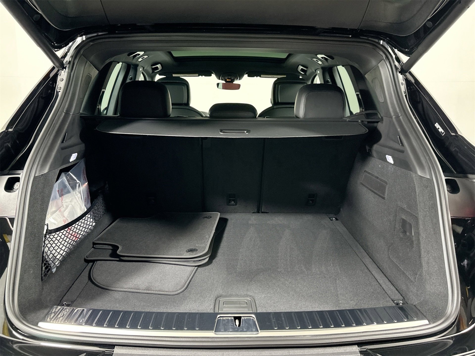 New 2026 Porsche Cayenne image 39