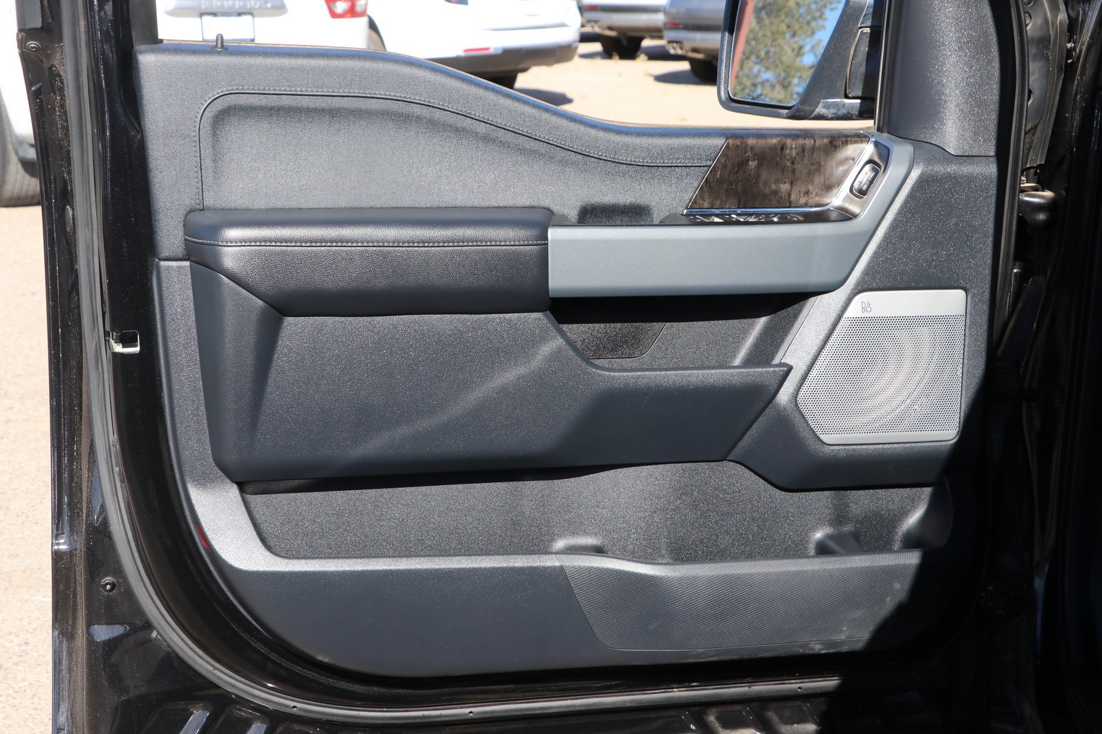 Used 2023 Ford F150 Lariat w/ Equipment Group 502A High AWD/4WD image 10