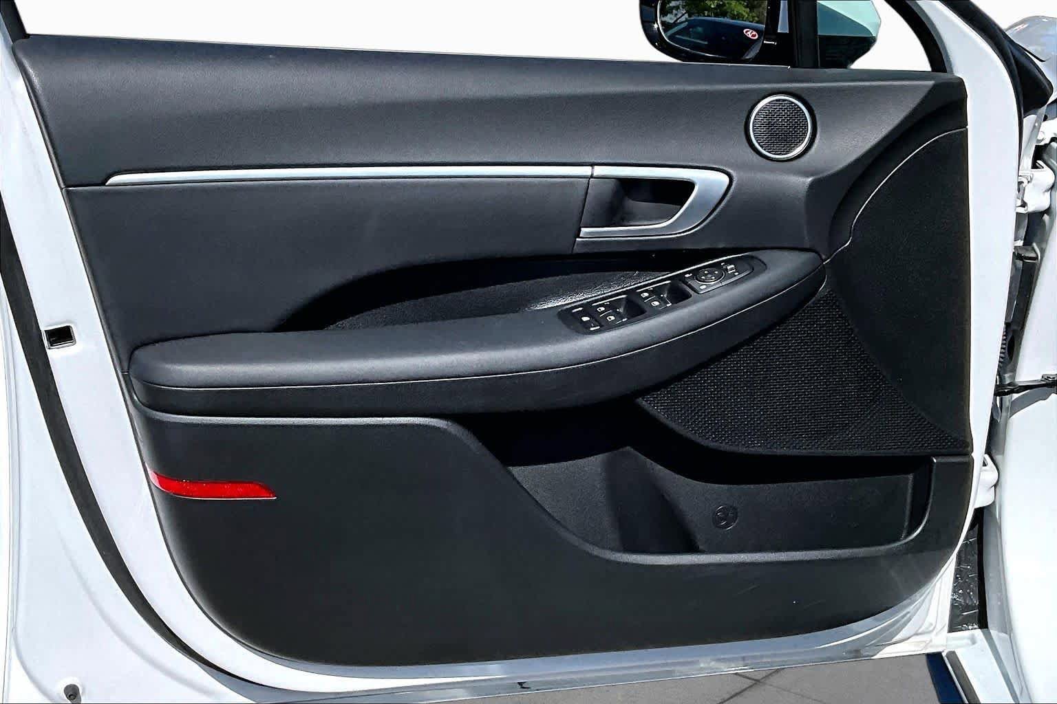 Used 2026 Hyundai Sonata SEL FWD image 21