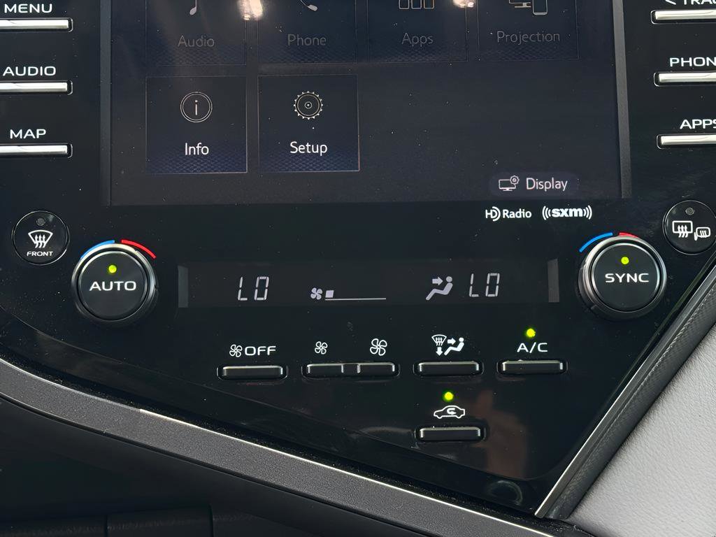 Used 2019 Toyota Camry XSE FWD image 29