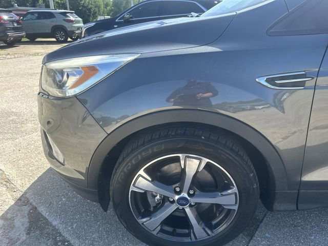 Used 2018 Ford Escape SEL w/ Ford Safe & Smart Package AWD/4WD image 36