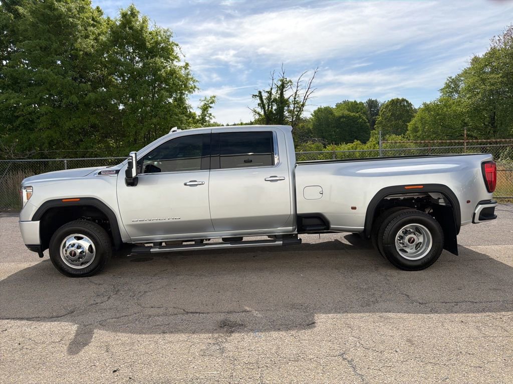 Used 2023 GMC Sierra 3500 Denali AWD/4WD image 5