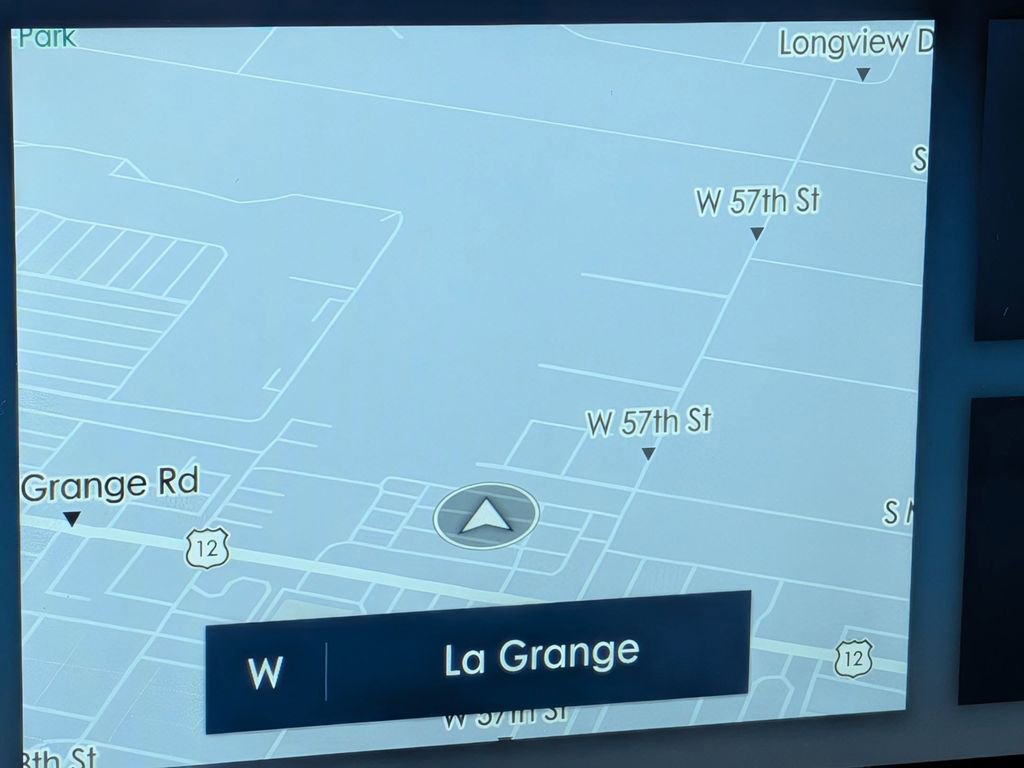 Used 2025 Lincoln Corsair Grand Touring w/ Towing Package image 17