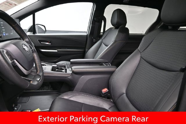 Used 2025 Toyota Sienna XLE Woodland Edition AWD/4WD image 13