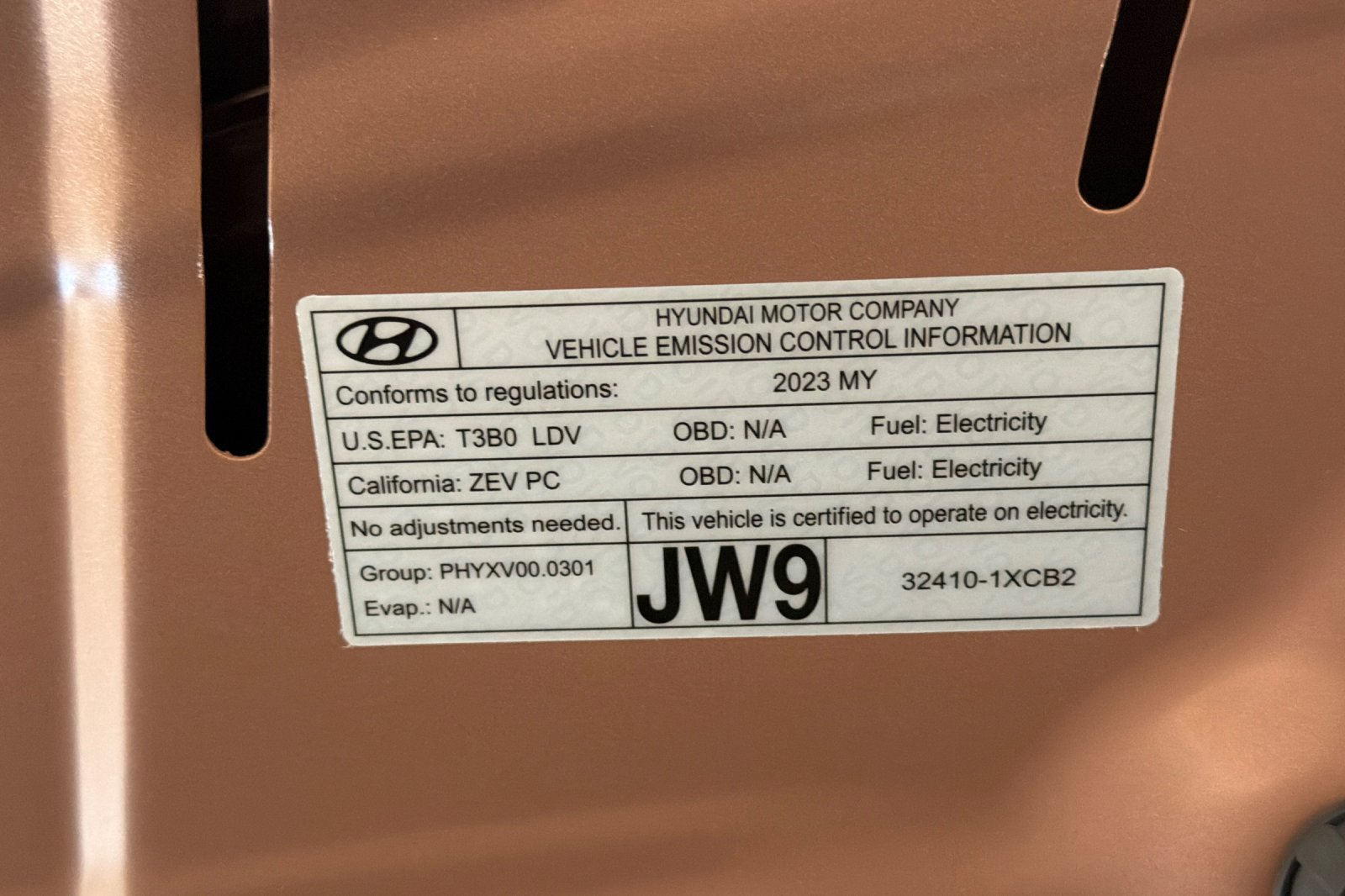 Used 2023 Genesis GV60 Advanced AWD/4WD image 37