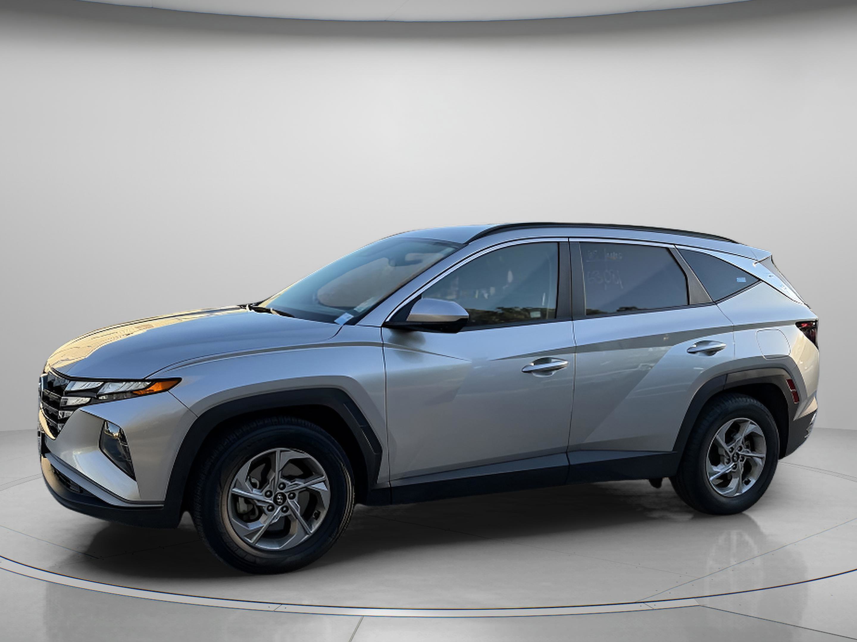 Used 2024 Hyundai Tucson SEL image 2