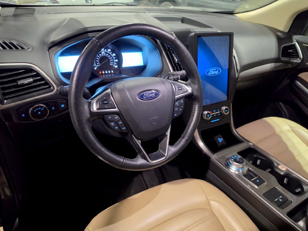 Used 2024 Ford Edge SEL AWD/4WD image 4