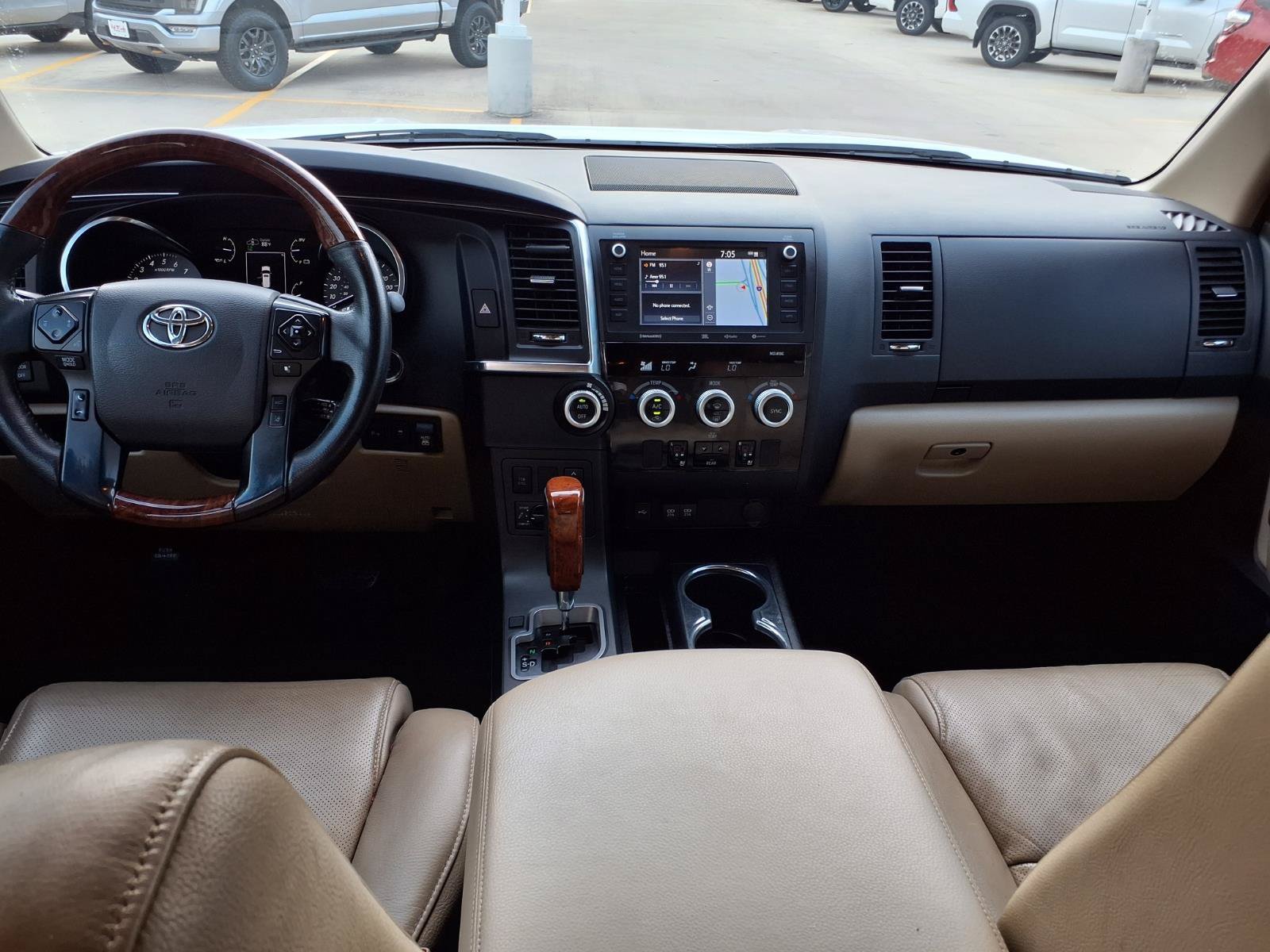 Used 2020 Toyota Sequoia Platinum RWD image 13