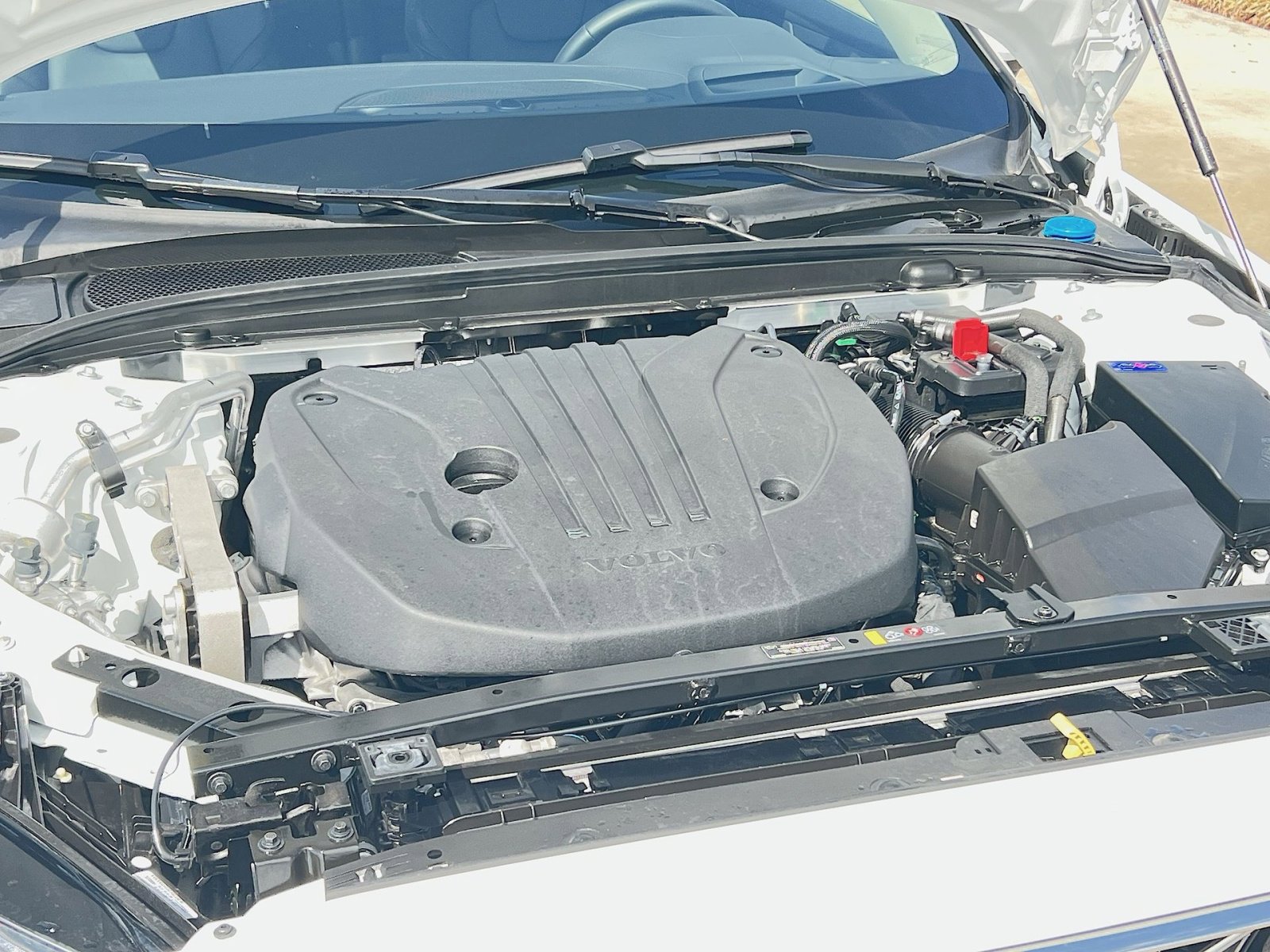 Certified 2023 Volvo S60 B5 Ultimate image 28