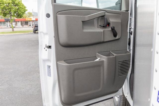 New 2025 GMC Savana 4500 w/ Driver Convenience Package RWD image 12