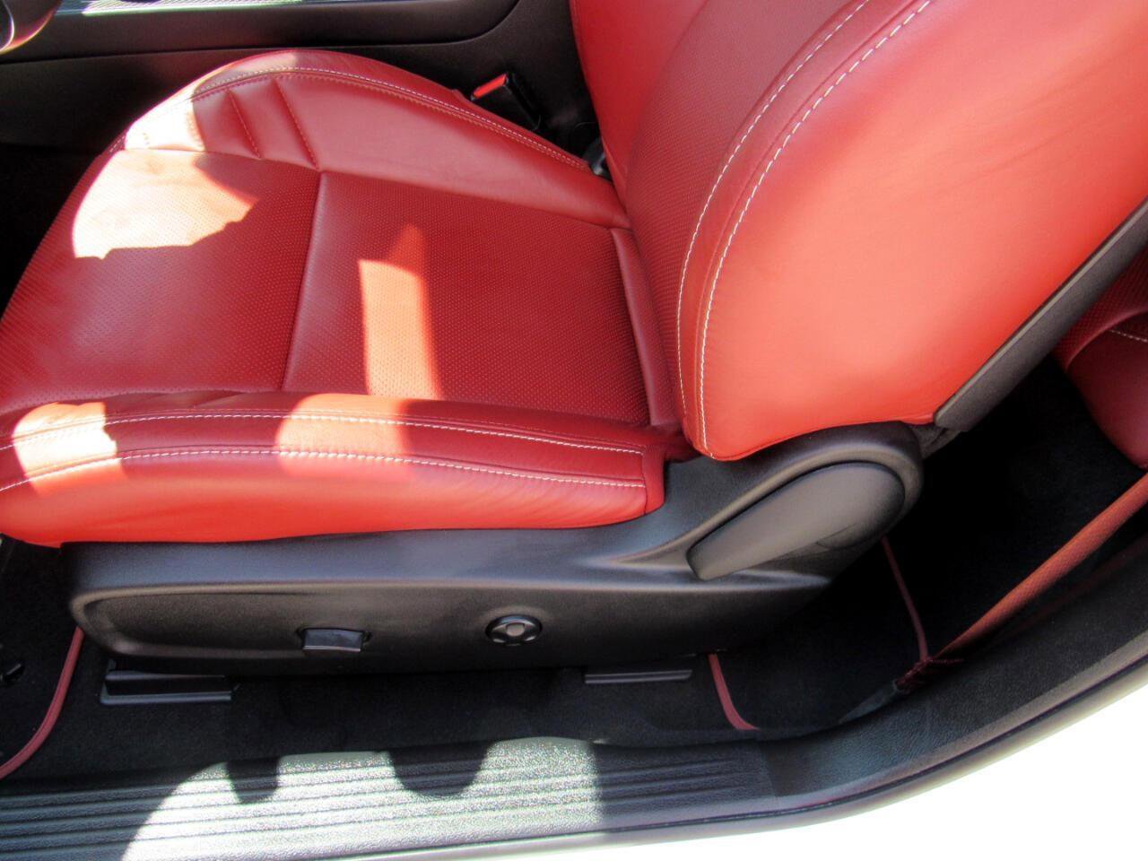 Used 2023 Dodge Challenger SRT Hellcat image 25