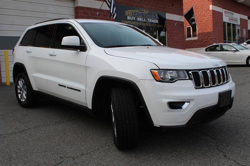 Used 2021 Jeep Grand Cherokee Laredo AWD/4WD image 7