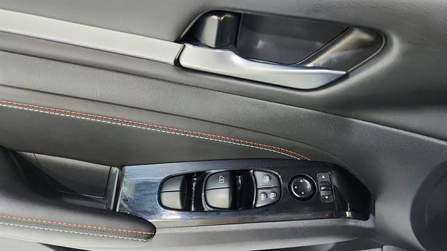 Certified 2023 Nissan Altima 2.5 SR w/ SR Premium Package image 21