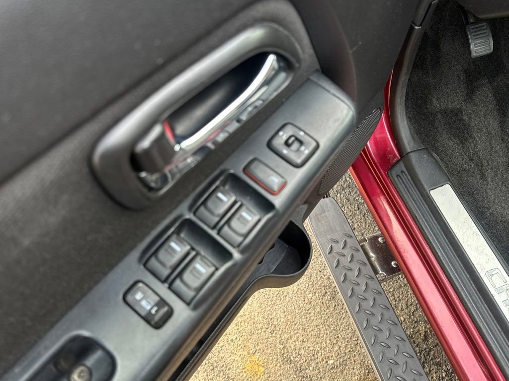 Used 2011 Chevrolet Colorado LT image 12