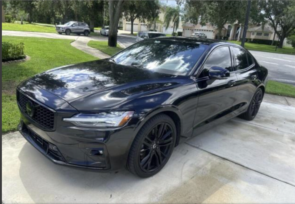 Used 2024 Volvo S60 B5 Plus FWD image 14