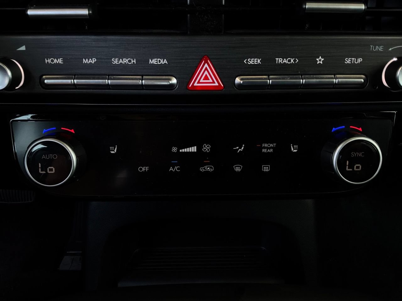 Used 2026 Hyundai Palisade SEL FWD image 32
