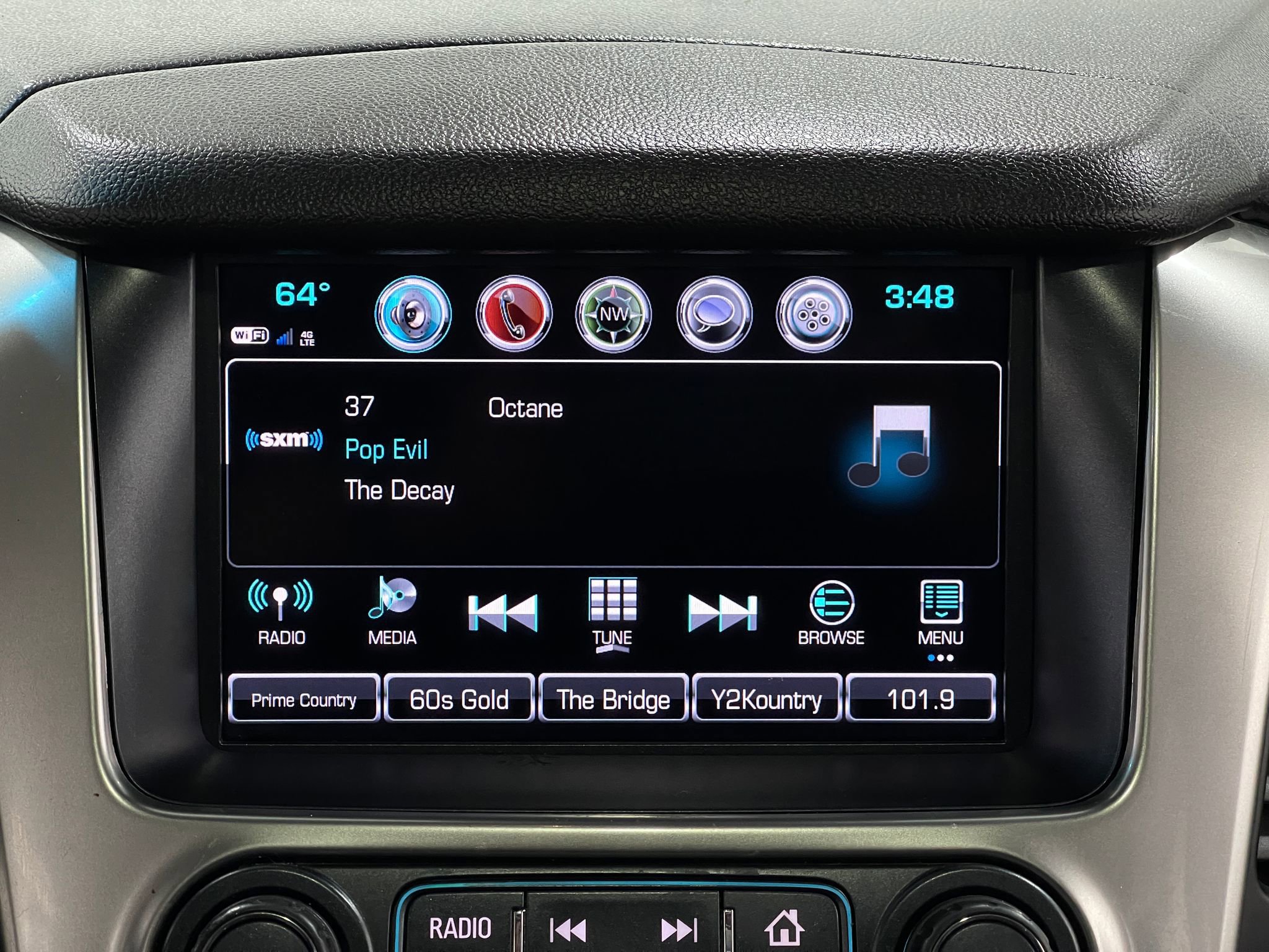 Used 2018 Chevrolet Tahoe Premier AWD/4WD image 27