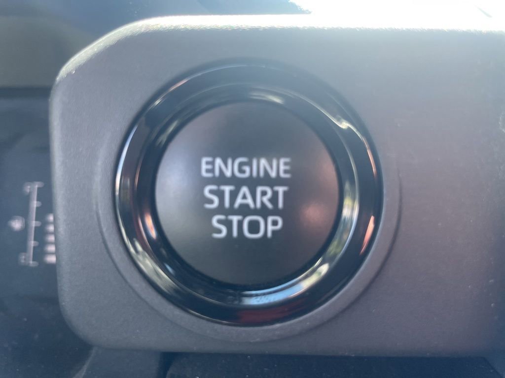 Used 2024 Toyota Tacoma SR image 21