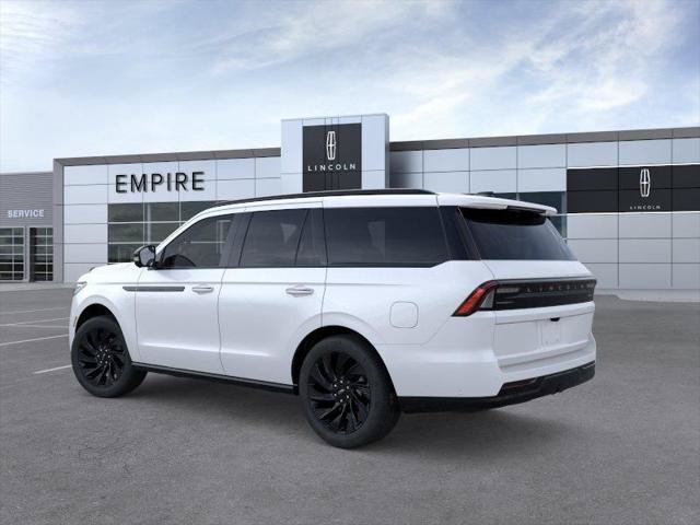 New 2026 Lincoln Navigator Reserve w/ Jet Appearance Package AWD/4WD image 4