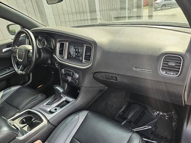 Used 2022 Dodge Charger SXT w/ Leather Interior Group image 23